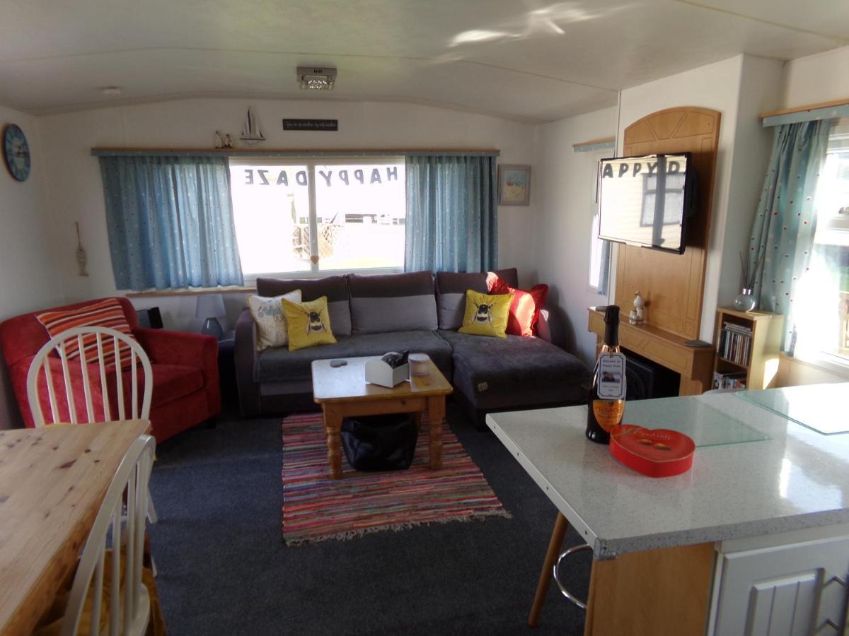 Happydaze Caravan Bacton  ภายนอก รูปภาพ